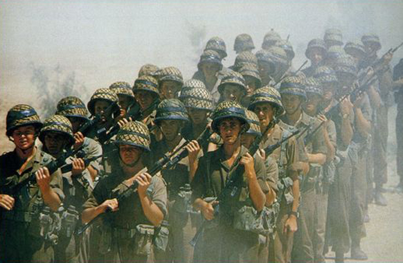 Casque modèle 63. Casque modèle 63.