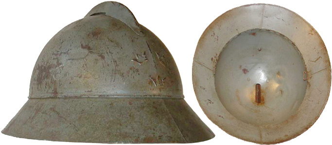 Modèle expérimental basé sur le casque français Adrian modèle 15. Modèle expérimental basé sur le casque français Adrian modèle 15.