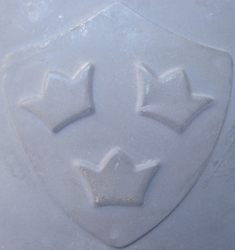 Insigne frontal. Insigne frontal.