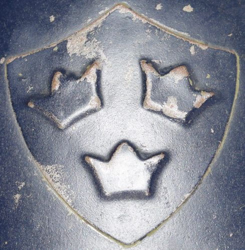 Insigne frontal. Insigne frontal.