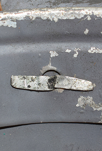 Rivet fendu en aluminium. Rivet fendu en aluminium.