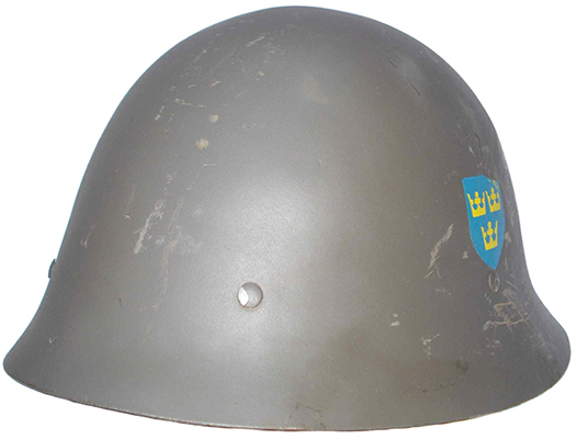 Exemplaire revers&eacute; &agrave; l'arm&eacute;e durant la seconde guerre mondiale.