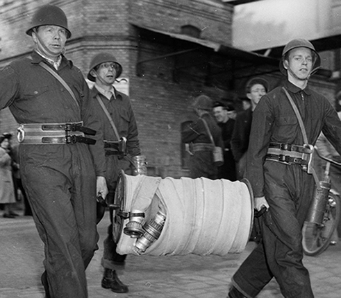 Casque modèle 26 utilisé au sein de la Civilförsvarsstyrelsen.