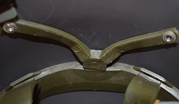 Montage sur support latéral.