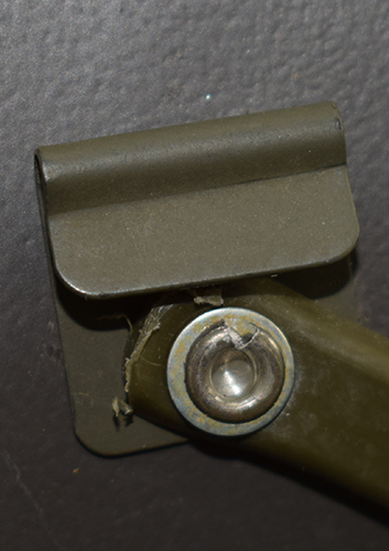 Support de jugulaire.