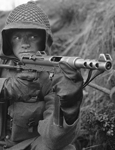 Casque modèle 37/60. Casque modèle 37/60.