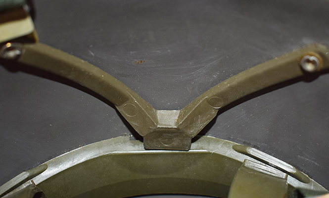 Montage sur support latéral. Montage sur support latéral.