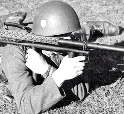 Casque modèle 37. Casque modèle 37.