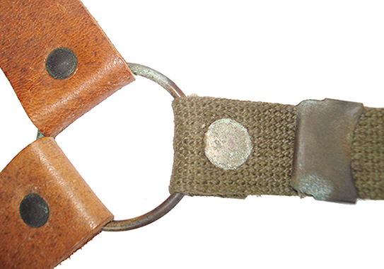 Jonction latérale assurée par un anneau. Jonction latérale assurée par un anneau.