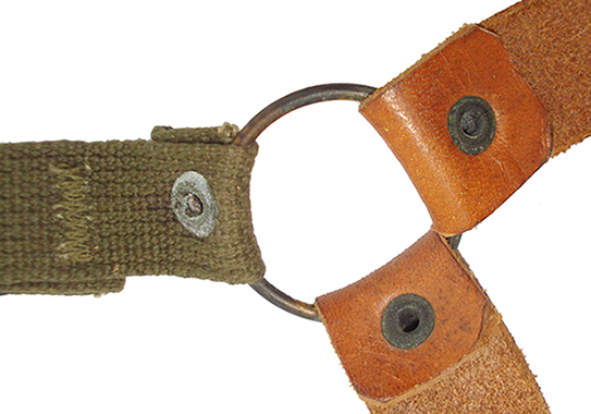 Jonction latérale assurée par un anneau. Jonction latérale assurée par un anneau.