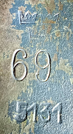 Marquage estampée sur l'arrière.