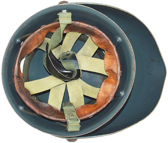 Jugulaire en toile, vue d'ensemble.