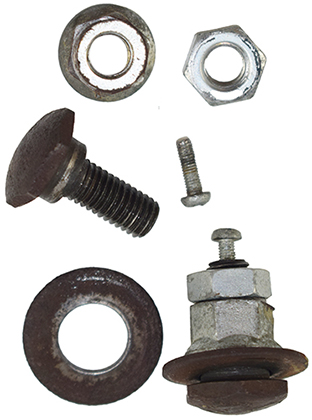 Vis et écrous de montage.