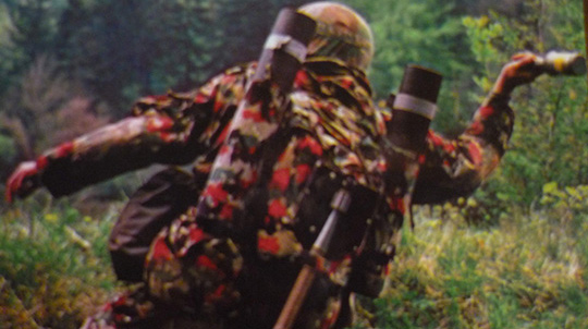 Tenue TASS 56 avec couvre-casque modèle 41.