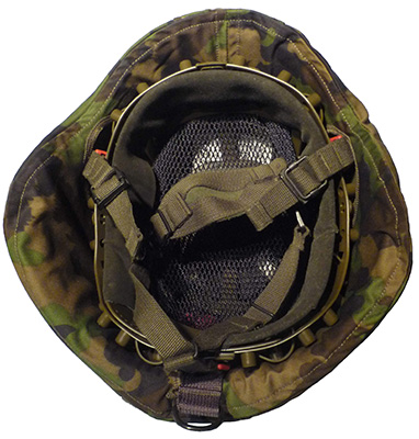 Vue de dessous coiffe en place.