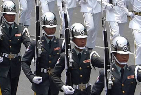 Parade armée de terre. Parade armée de terre.