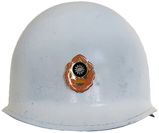 Vue de face. Vue de face.