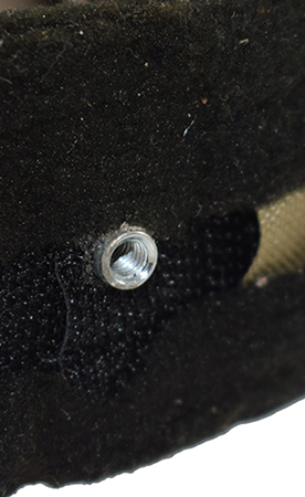 Écrou tubulaire inséré dans le cerclage. Écrou tubulaire inséré dans le cerclage.