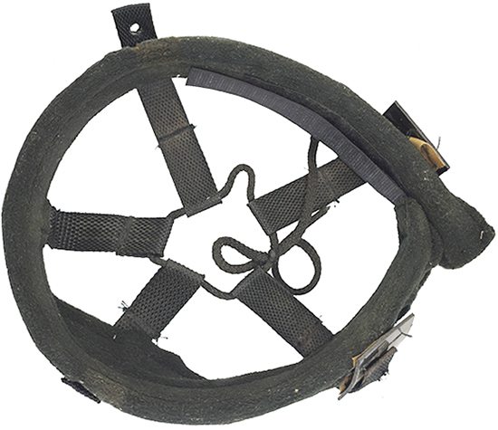 Coiffe, vue d'envers. Coiffe, vue d'envers.