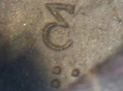 Marquage fond de bombe.