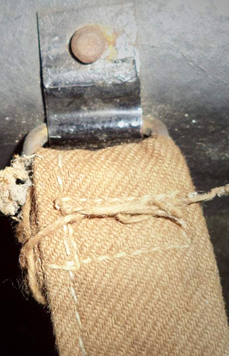 Maintien sur fourreaux type Mark III.