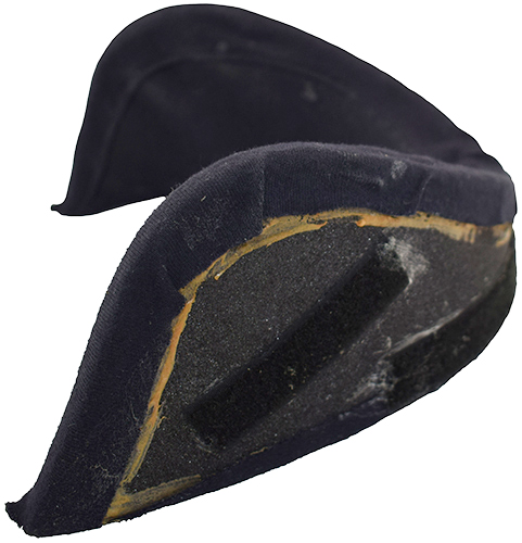 Couvre-nuque. Couvre-nuque.