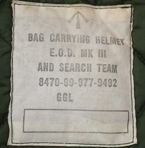 Étiquette de nomenclature. Étiquette de nomenclature.