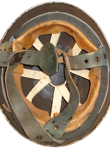 Fabrication B.M.B, fin 1943. Fabrication B.M.B, fin 1943.