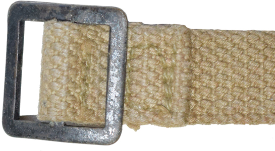 Boucle de fermeture (peinte en noir).