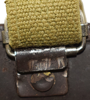 Boucle coulissante de réglage. Boucle coulissante de réglage.