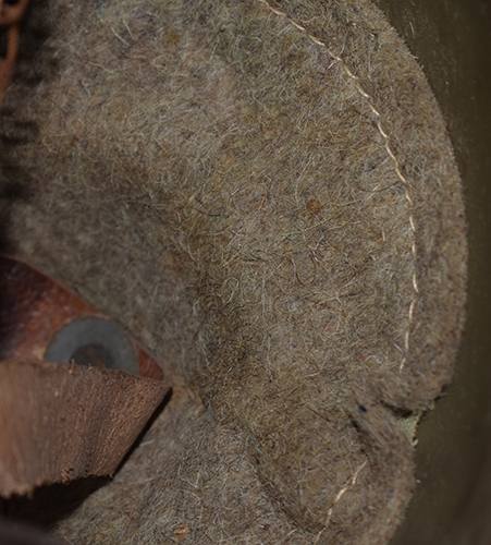 Disposition du tampon ovale au fond de la bombe. Disposition du tampon ovale au fond de la bombe.