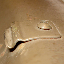 Vue latérale droite. Vue latérale droite.