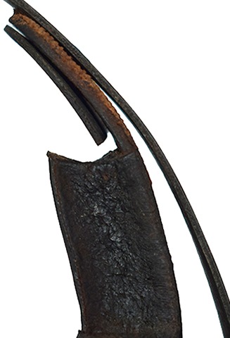 Détails maintien tampon amortisseur.