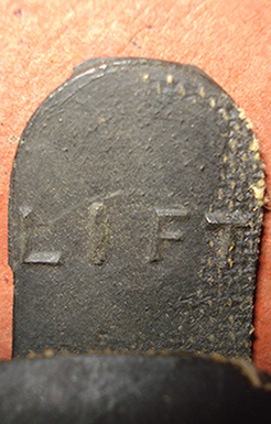 Languette d'extraction. Languette d'extraction.