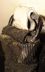 Passant plié. Passant plié.