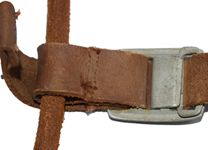 Boucle de réglage (revers). Boucle de réglage (revers).