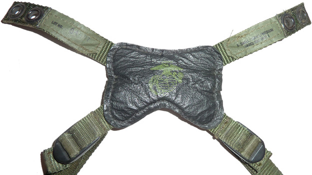 Harnais en croix arrière. Harnais en croix arrière.