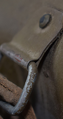 Passant de jugulaire. Passant de jugulaire.