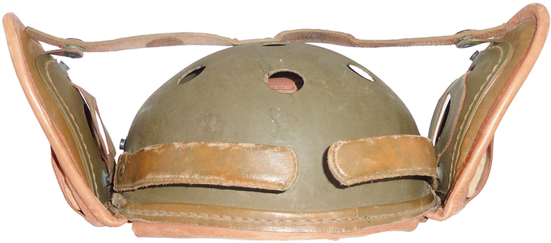 Volet latéraux en position repos. Volet latéraux en position repos.