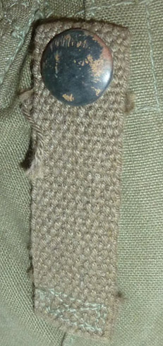 Sangle de maintien ouvrable. Sangle de maintien ouvrable.