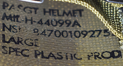 Marquage tamponné à l'arrière. Marquage tamponné à l'arrière.