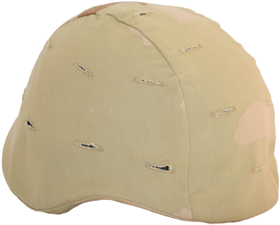 Couvre-casque en place. Couvre-casque en place.