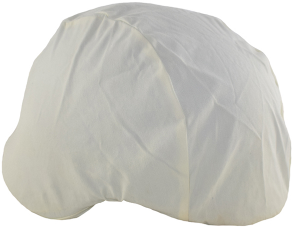 Couvre-casque en place. Couvre-casque en place.