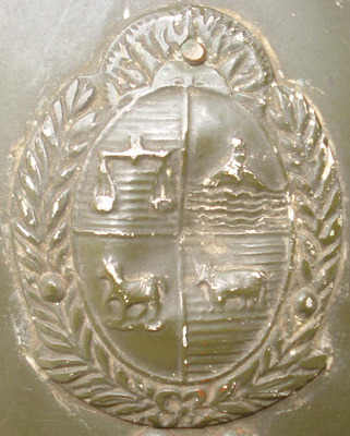 Insigne riveté. Insigne riveté.