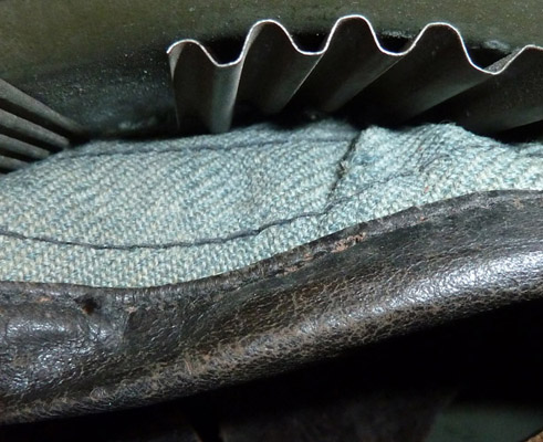 Bandeau de drap de laine de la coiffe. Bandeau de drap de laine de la coiffe.