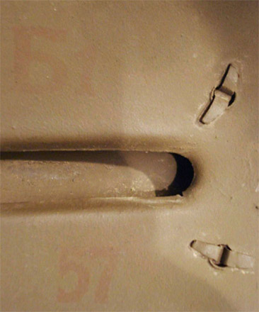 Trou d'aération, marquage taille : Б1 57. Trou d'aération, marquage taille : Б1 57.