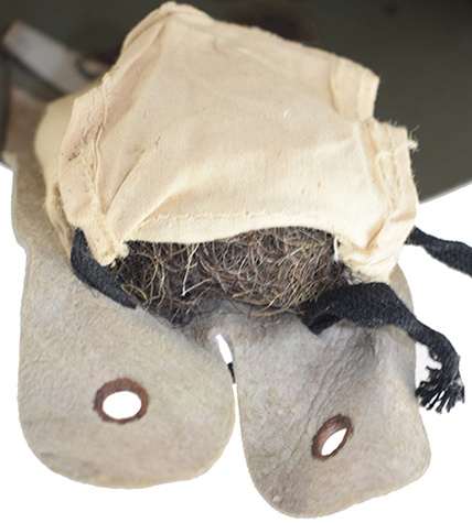 Rembourrage avec du crin de cheval.