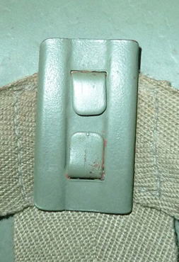 Plaque de maintien - armée.