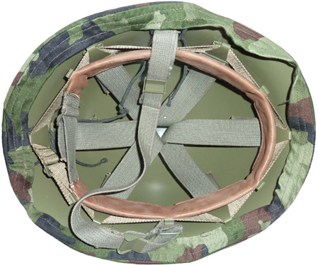 Maintien par lacets. Maintien par lacets.