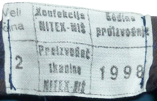 Etiquette du fabricant. Etiquette du fabricant.